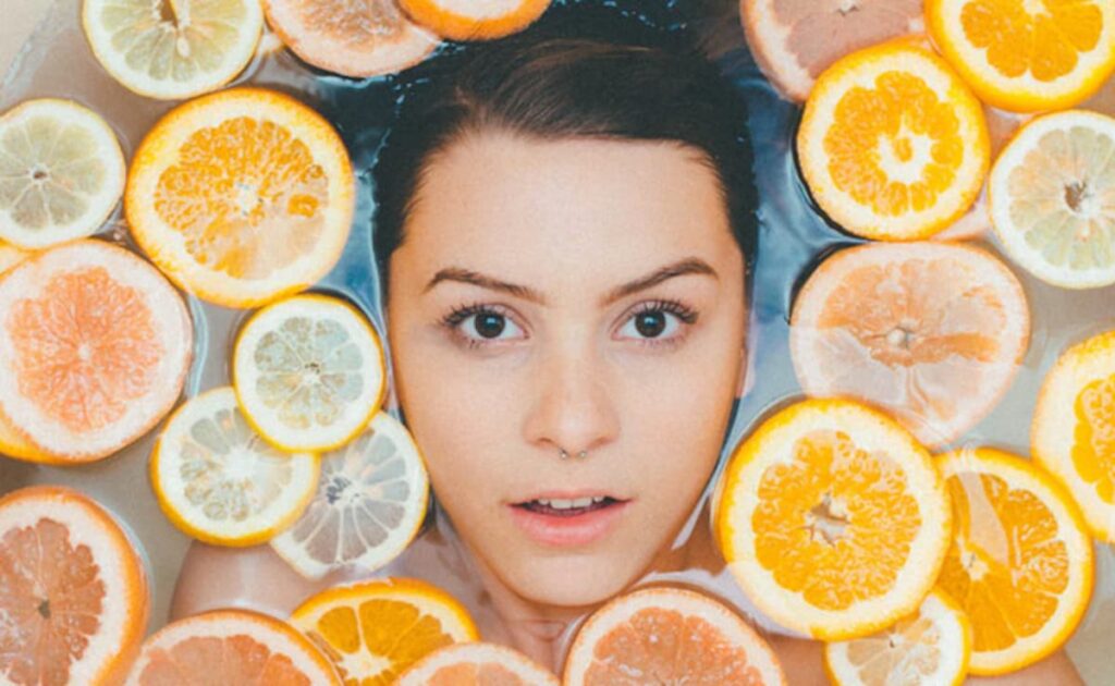 فواید استفاده از لیمو بر روی پوست
