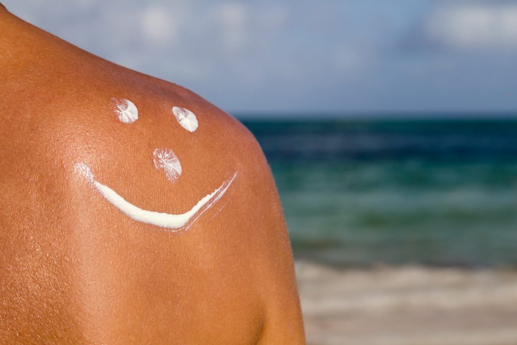 آیا ضد آفتاب از برنزه شدن جلوگیری می کند؟