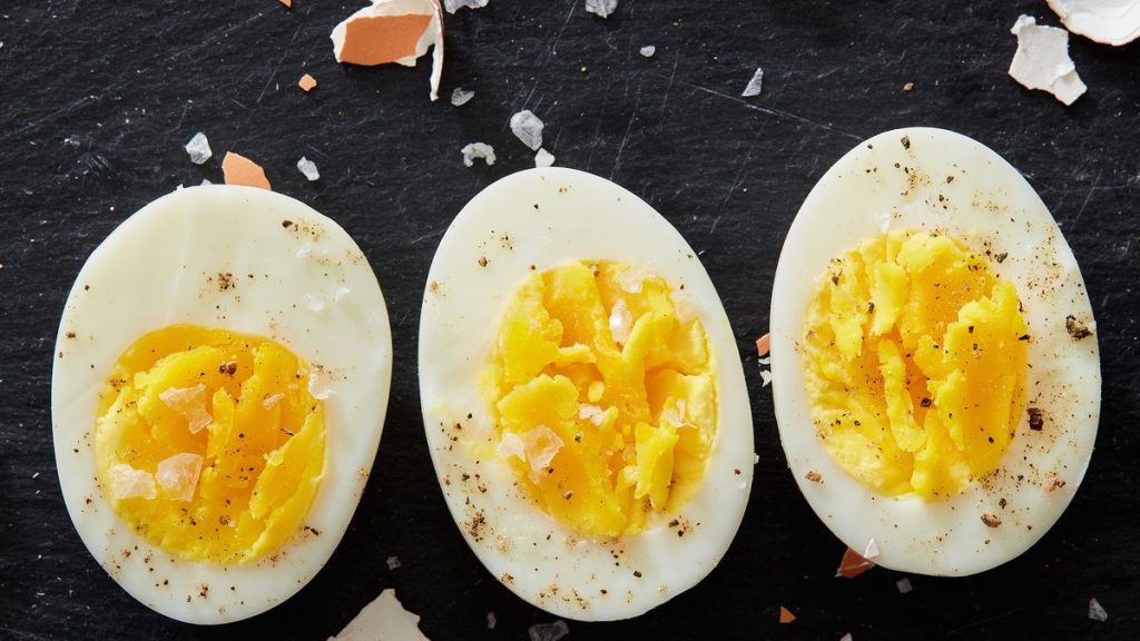 سالم ترین راه برای پختن و خوردن تخم مرغ